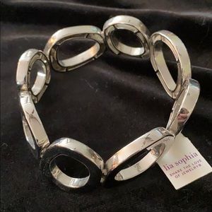 Lia Sophia (retired) stretch, circle bracelet